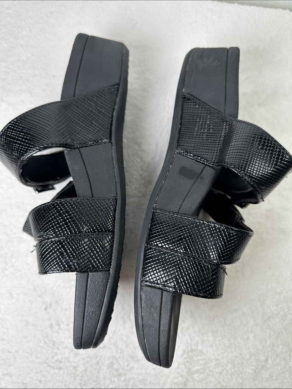 Vionic Black Pacific Rio Lizard Sandals Textured Platform Slide with Buckle - Picture 5 of 16